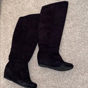 Black Wedge Boots